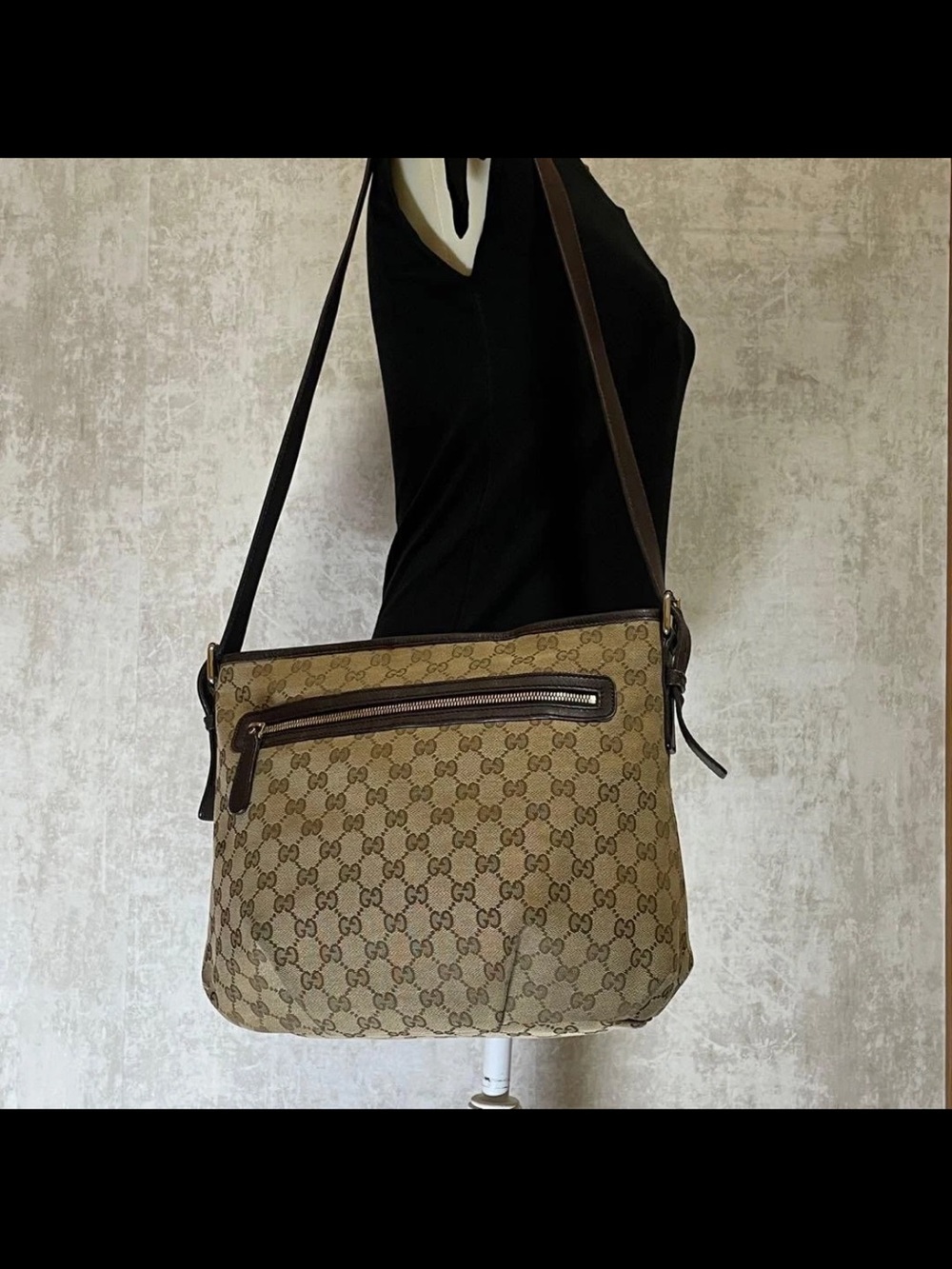 Gucci Beige/Tan GG Monogram Crossbody Bag with Dark Brown Trim - Picture 15 of 16